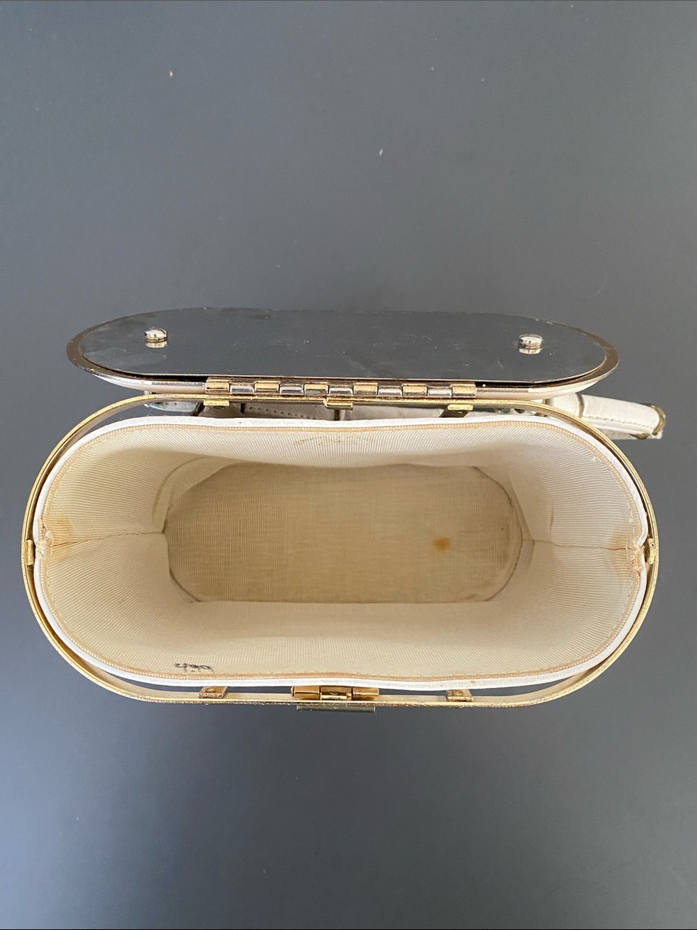 Vintage 1950s ETRA White Leather Gold Cage Box Bag Mid-Century Trunk Purse - Picture 11 of 16